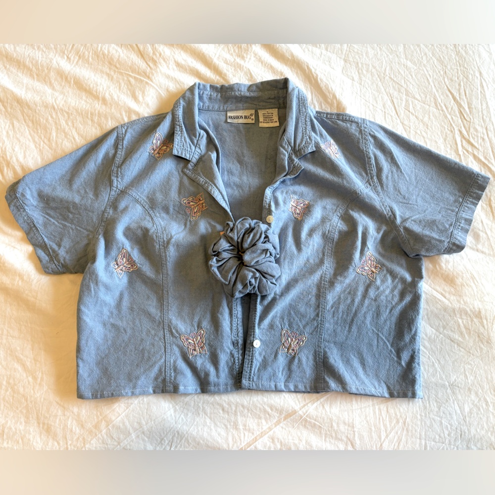 Jean short sleeve w/butterfly detail